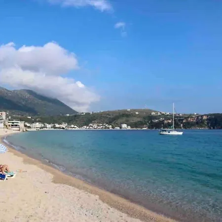 Apartment Cozy Small Studio Within 2mins Walking To Beach