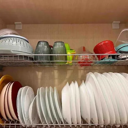 Cozy Small Within 2mins Walking To Apartment